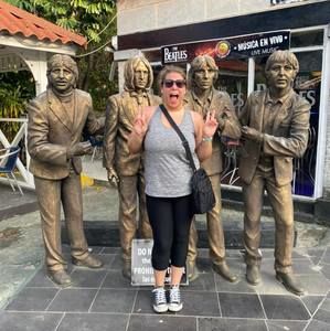 Meet your Posher, Roxxanne